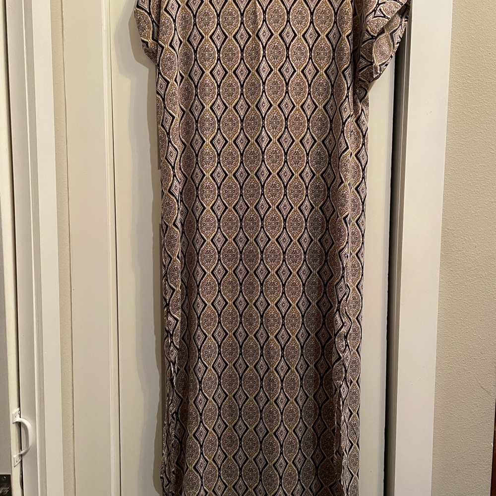 SHEIN Black and Cream Geometric Maxi Dress
